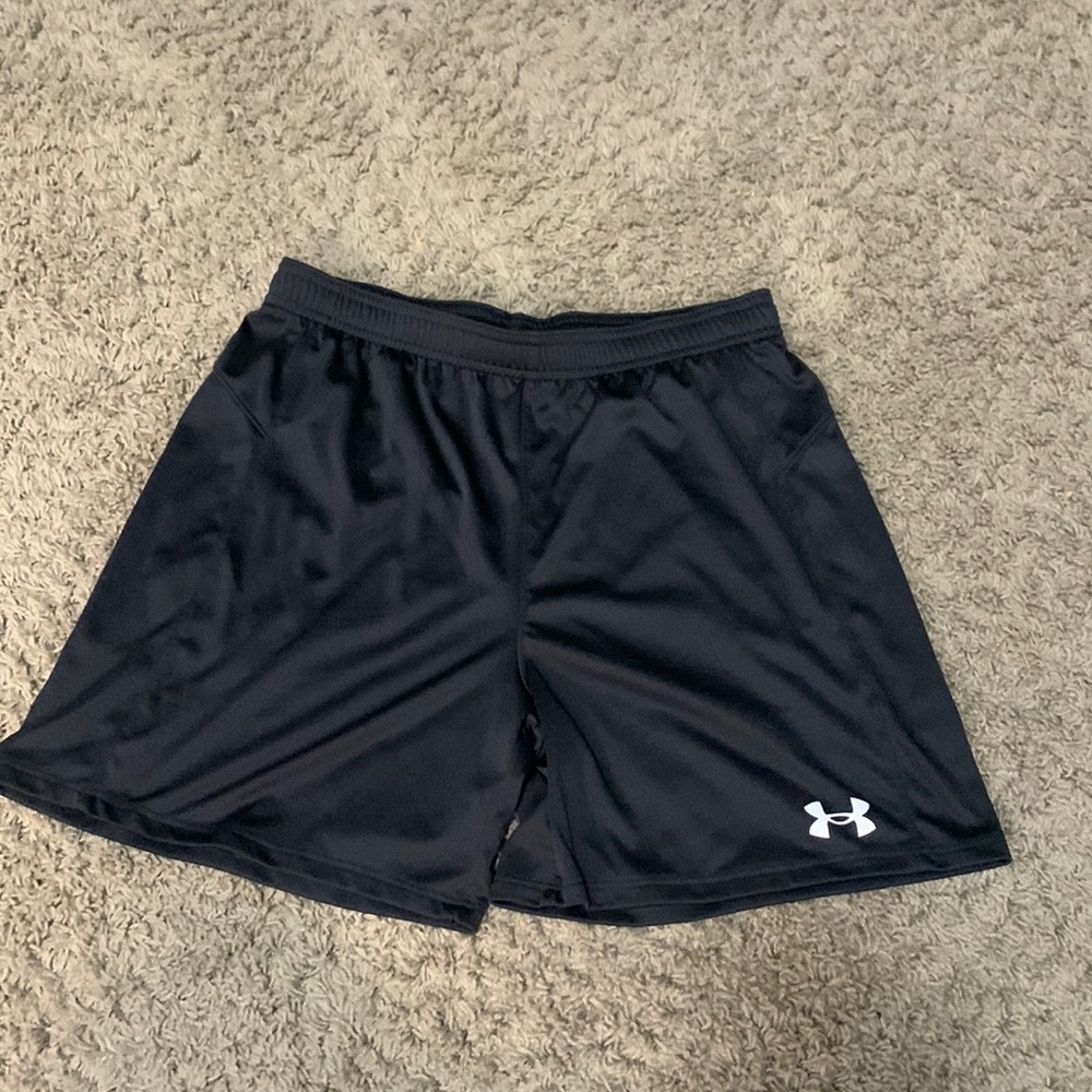 Hardly worn under armour basketball shorts